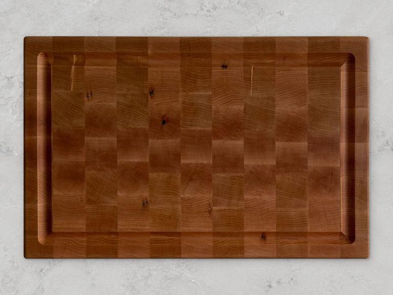 End-grain maple with juice groove