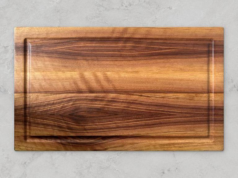 walnut edge-grain with juice groove
